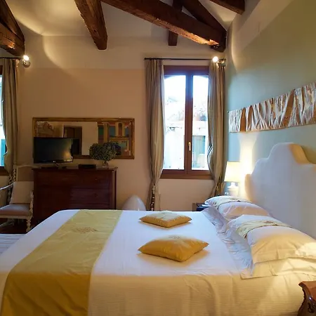 Oda ve Kahvaltı La Villeggiatura