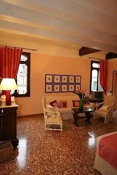 La Villeggiatura Oda ve Kahvaltı 4*